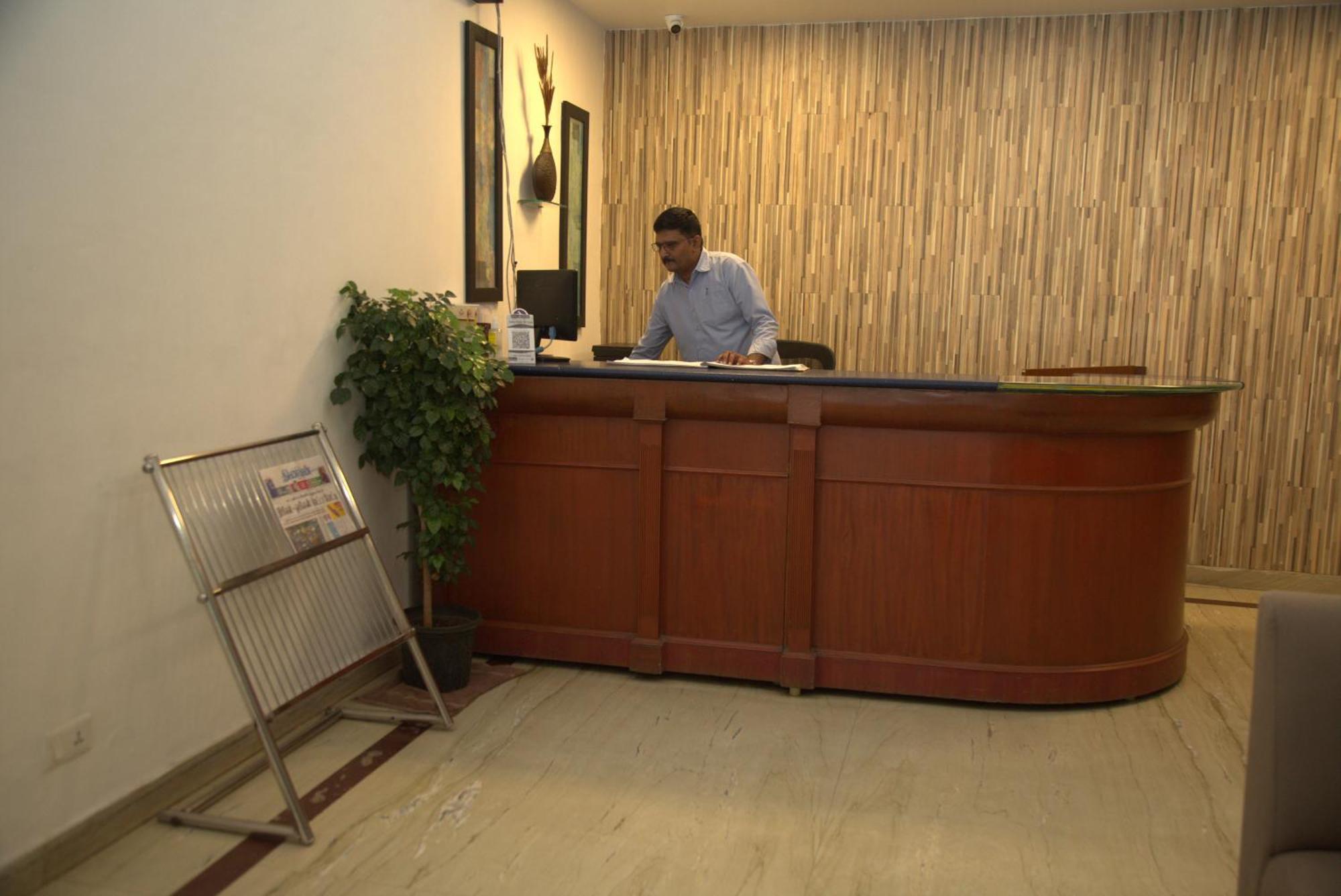 Kings Hotel Egmore Chennai Exterior photo