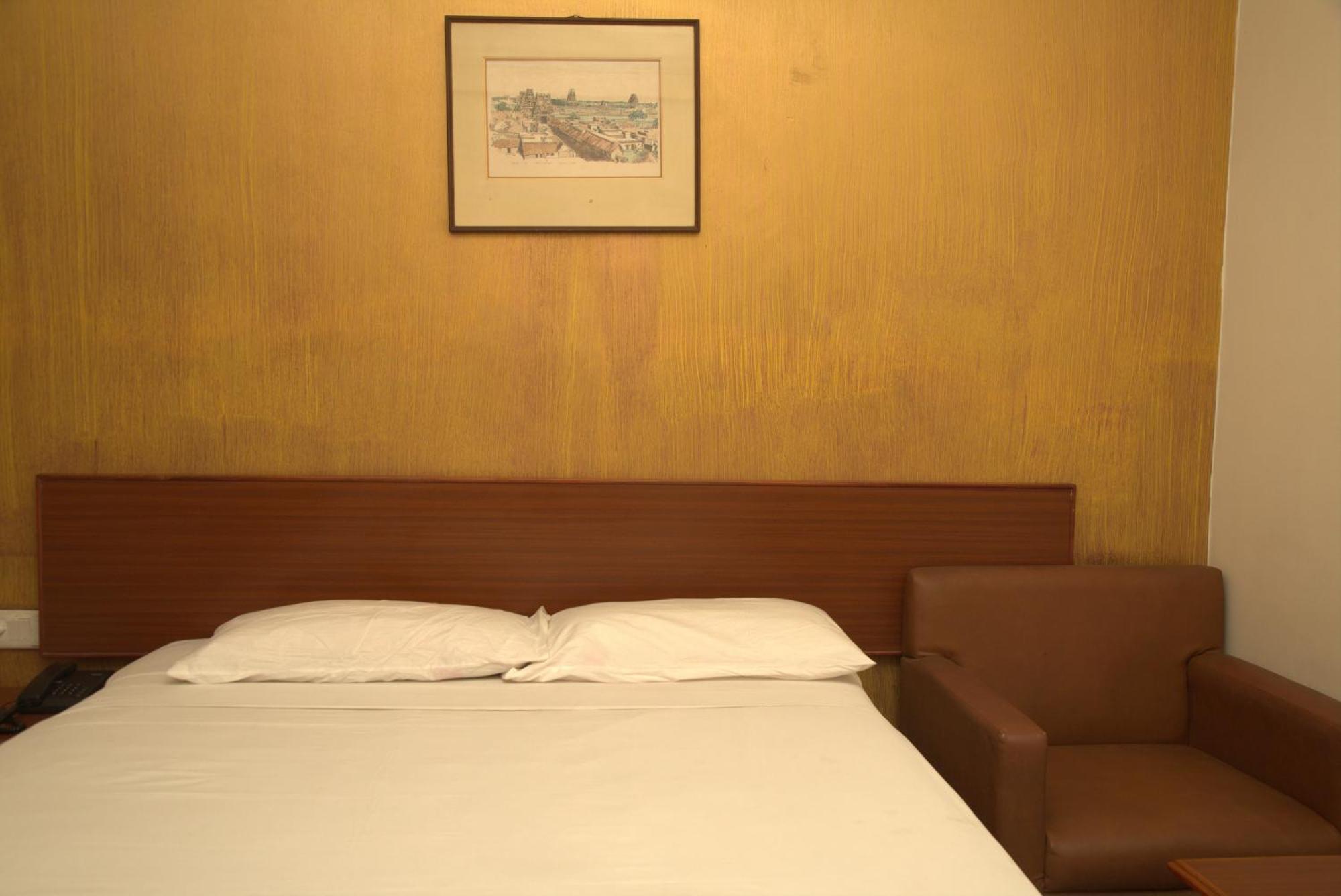 Kings Hotel Egmore Chennai Exterior photo
