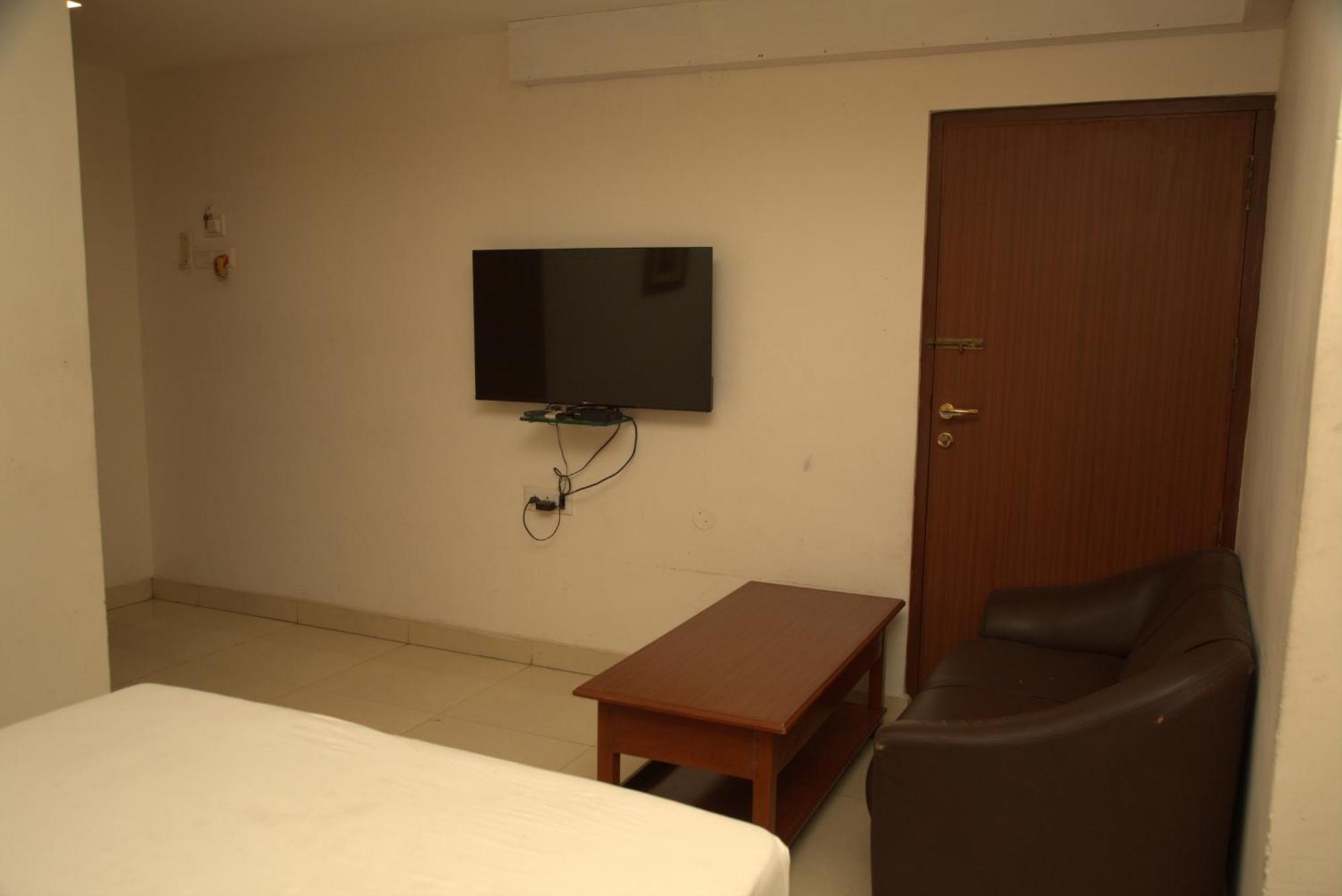 Kings Hotel Egmore Chennai Exterior photo