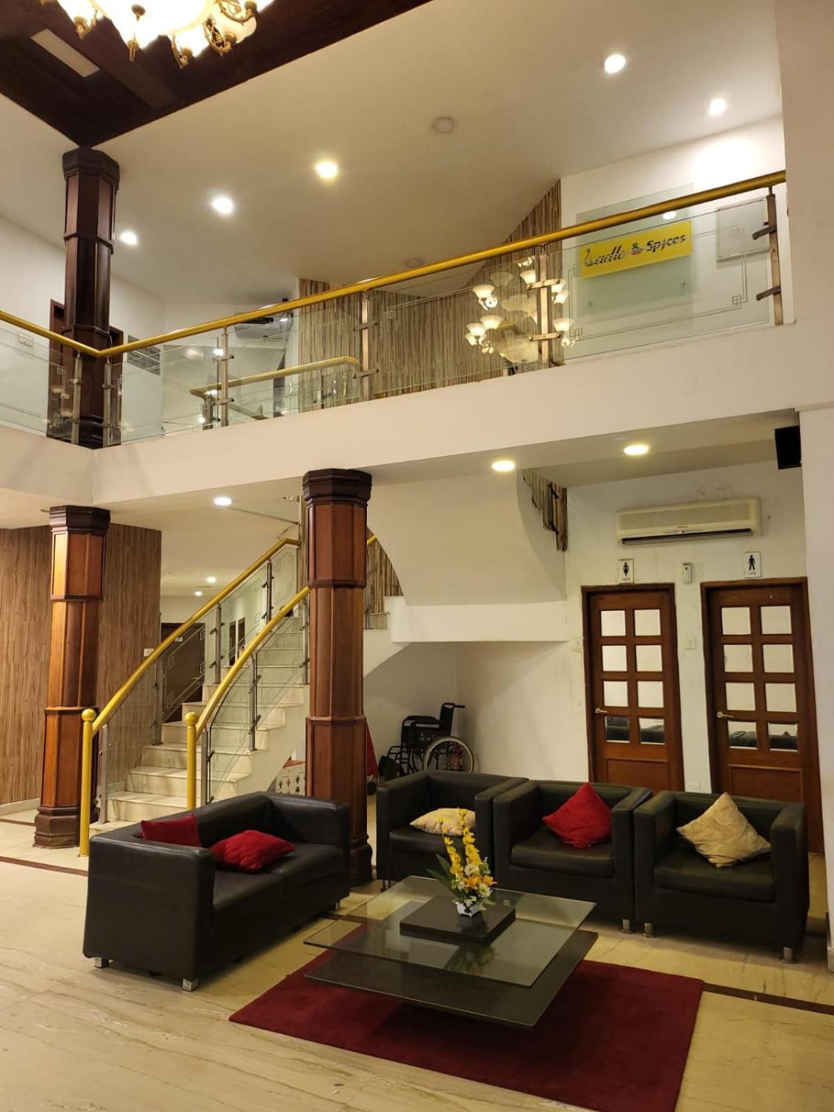 Kings Hotel Egmore Chennai Exterior photo